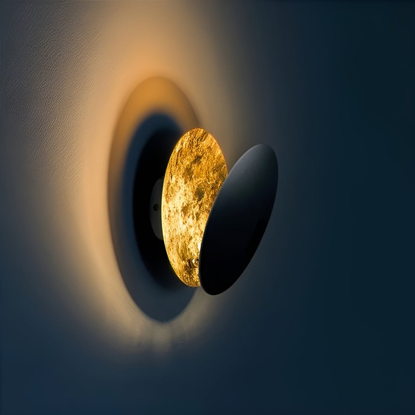 Solar eclipse ambient wall lamp warm white glow circular iron minimalist design 20cm