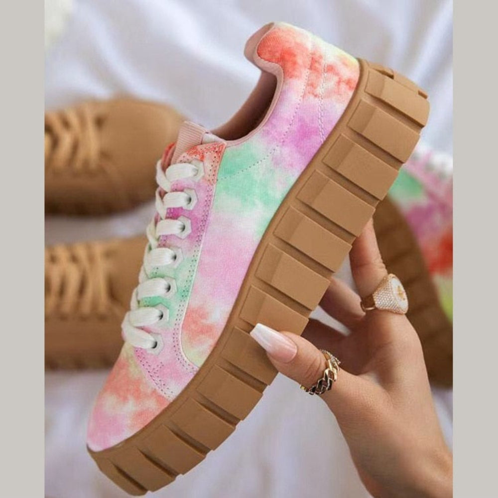 Women's high platform lace-up walking shoes in neutral tone, bold chunky sole, city-ready fashion style