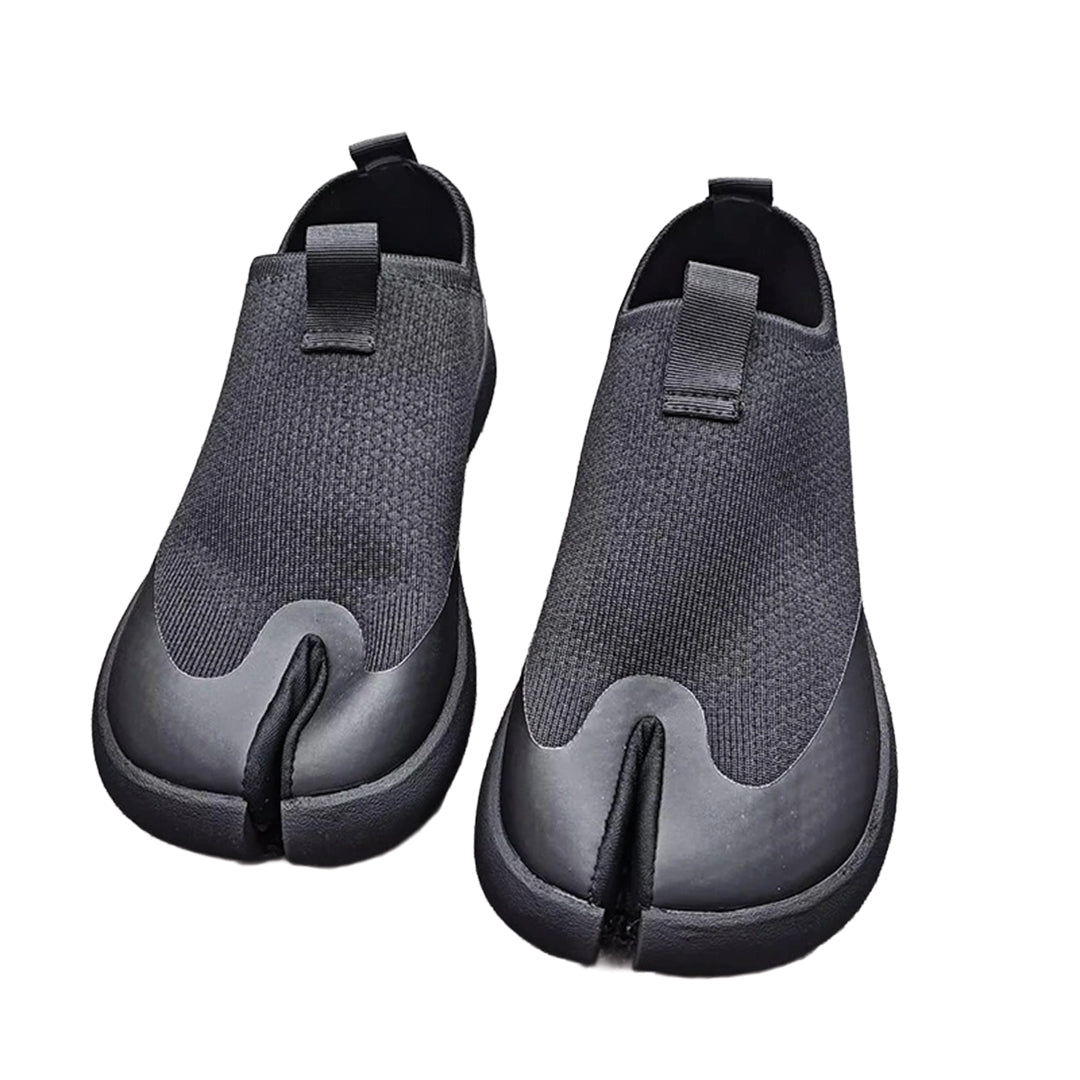 Wavlynn Mono Tabi Slip-On shoe in minimalist style with bold split-toe silhouette for everyday wear