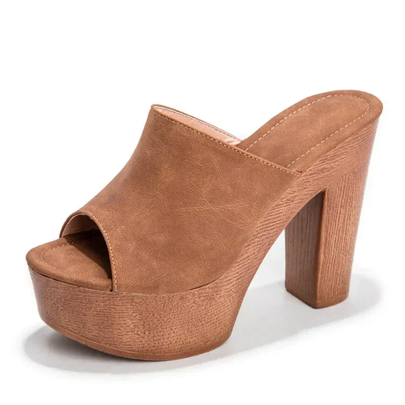 Women's platform flat sandals in neutral tone with cushioned insole and balanced lightweight sole for all-day comfort