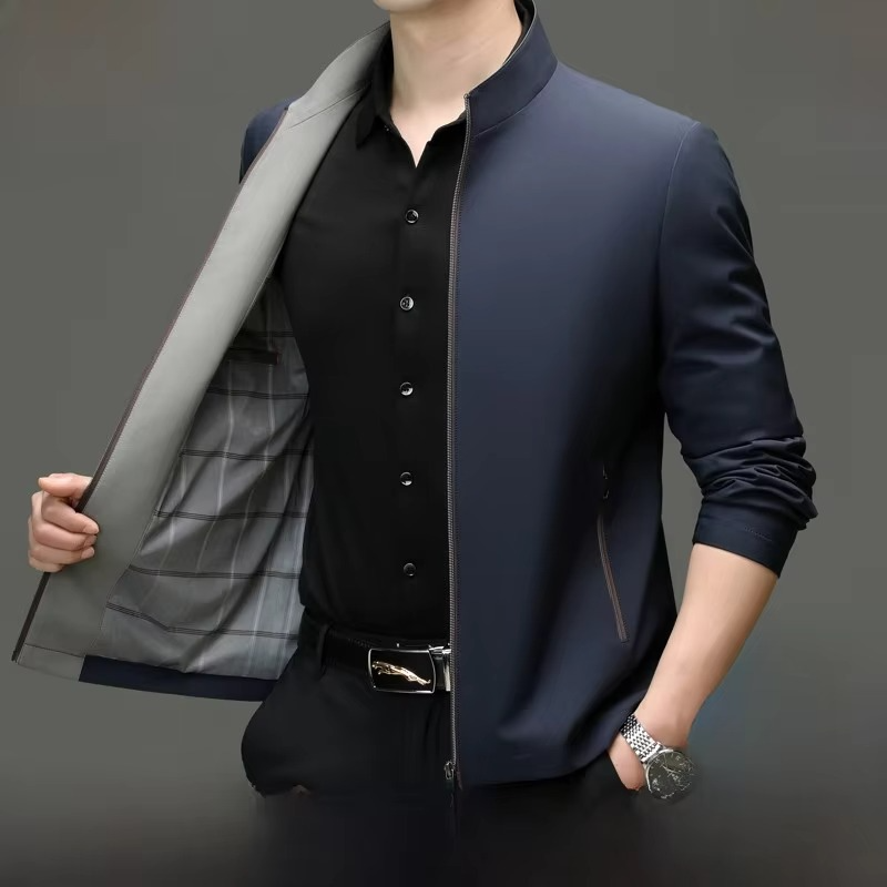 Men's silk blend loose fit jacket with straight hemline, polished style in lightweight fabric