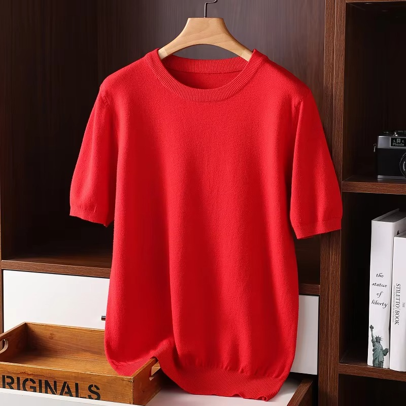 Men's ivory cashmere short sleeve O-neck sweater, lightweight fine-knit with refined minimal design