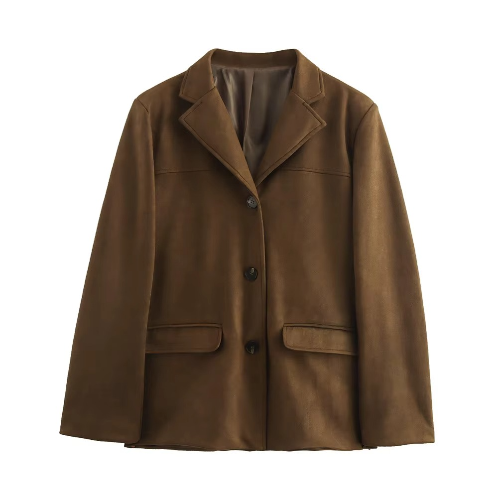 Women's vintage brown suede leather jacket with classic old-money aesthetic and refined autumn style