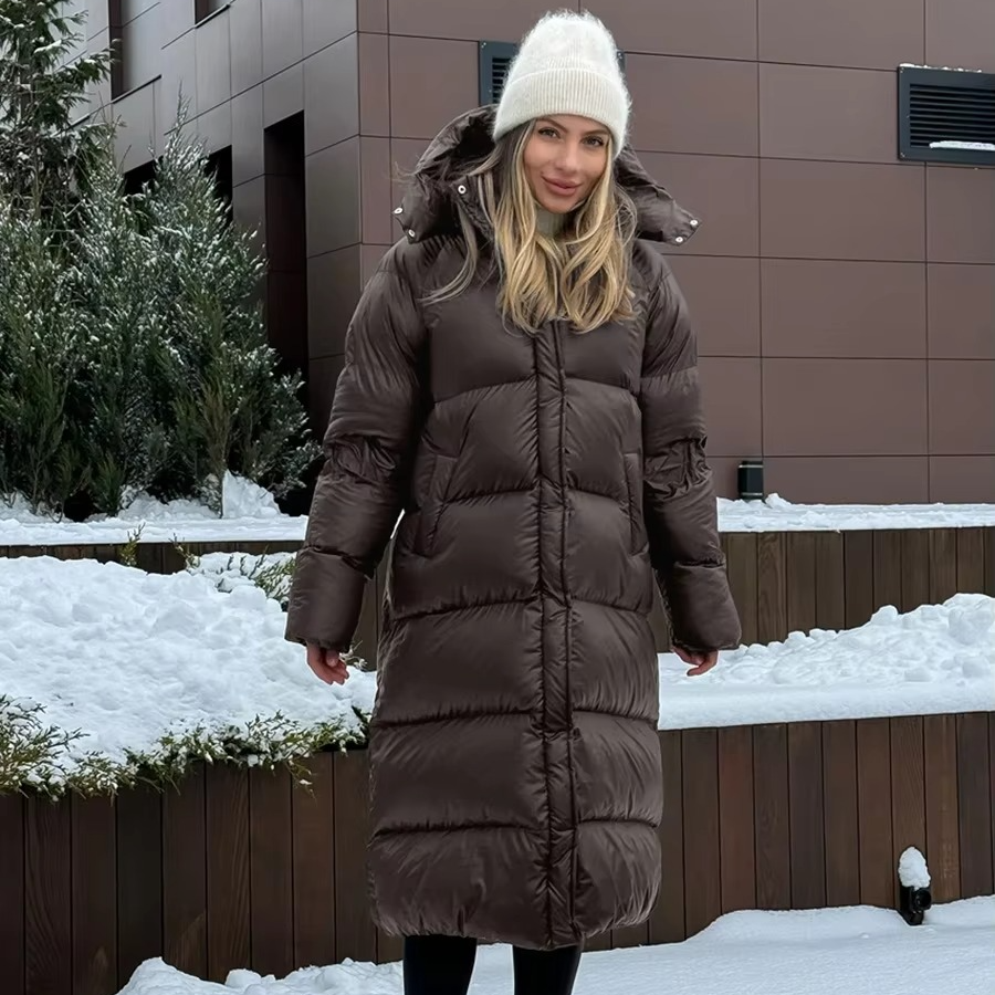 Women's long hooded puffer jacket thick cotton padding ultra-warm winter coat flattering silhouette