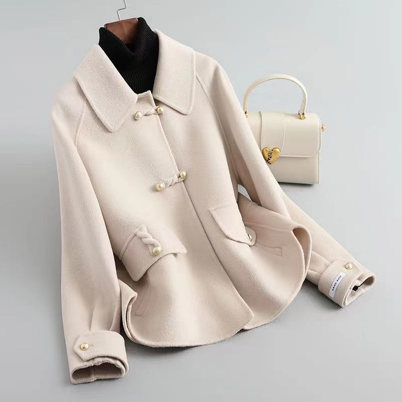 Lea camel wool tailored coat lightweight warmth elegant silhouette all-season women unisex