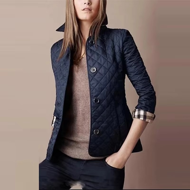 Women's slim quilted winter coat with lapel collar, tailored silhouette and side pockets