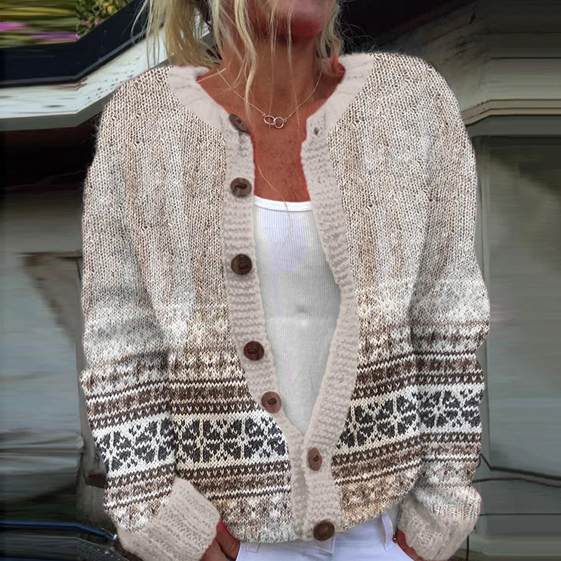 Loose-fitting printed cardigan in soft tones, relaxed silhouette with breathable fabric for effortless layering