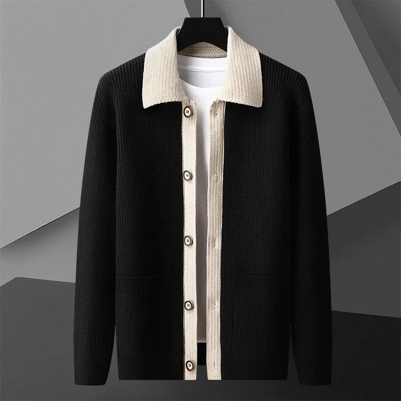 Marino color-block knitted sweater with contrasting crew neck, smart casual fit in soft warm knit