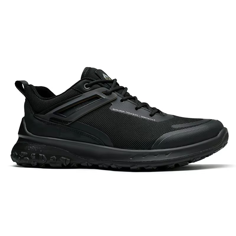 Men's lightweight athletic running shoes for training and jogging, breathable mesh upper, sport design