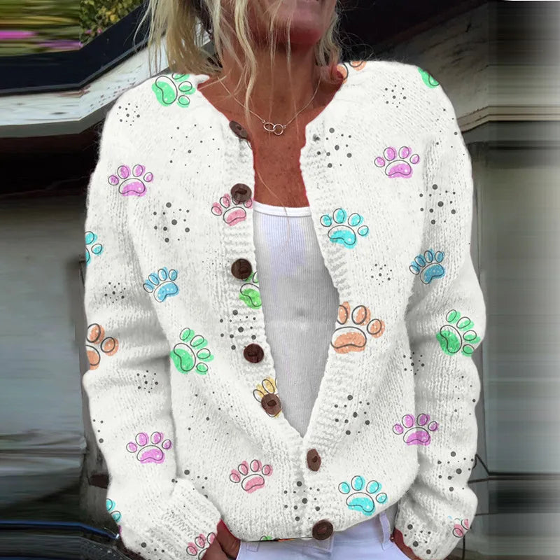 Loose-fit printed cardigan in soft neutral tones, relaxed silhouette with breathable fabric for effortless layering