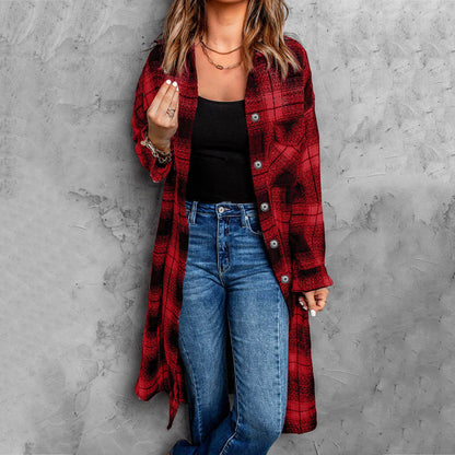 Edith plaid longline coat in flannel with button-down closure and raglan sleeves