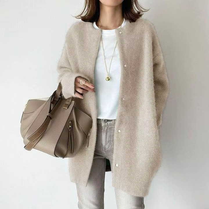 Women's vintage knit cardigan single breasted O-neck cozy autumn layering piece in warm tones