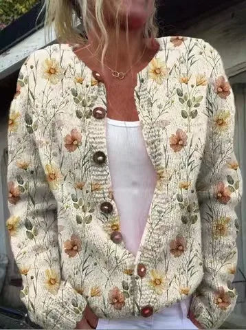 Loose-fit printed cardigan in soft neutral tones, relaxed silhouette with breathable chic layering design