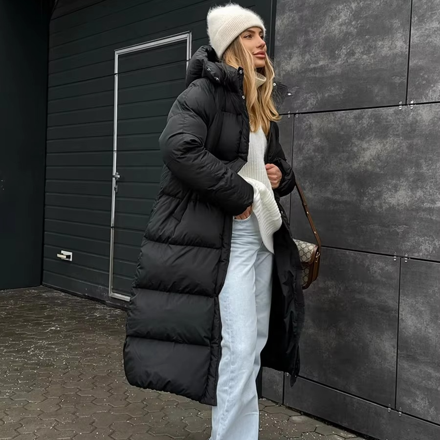 Women's long hooded puffer jacket thick cotton padding ultra-warm winter coat flattering silhouette