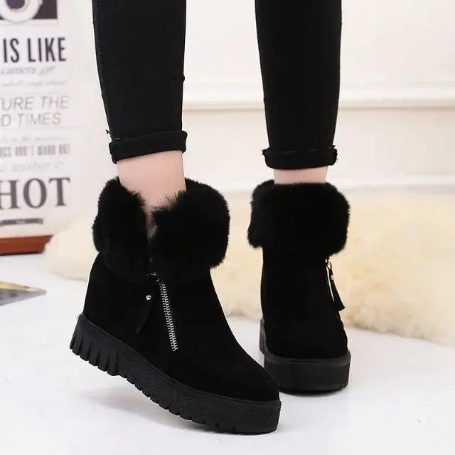 Women's short winter boots with integrated 3-5cm heel, stylish silhouette-enhancing cold-weather footwear
