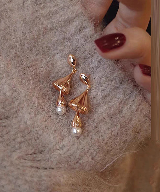Boucles d'oreilles pendantes fines en cuivre doré et perles avec carillon éolien et pompon - Wavlynn