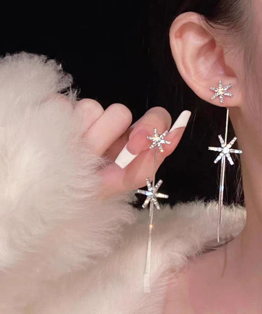 Boucles d'oreilles pendantes fines en acier inoxydable avec pampilles en forme de flocon de neige et zircon - Wavlynn