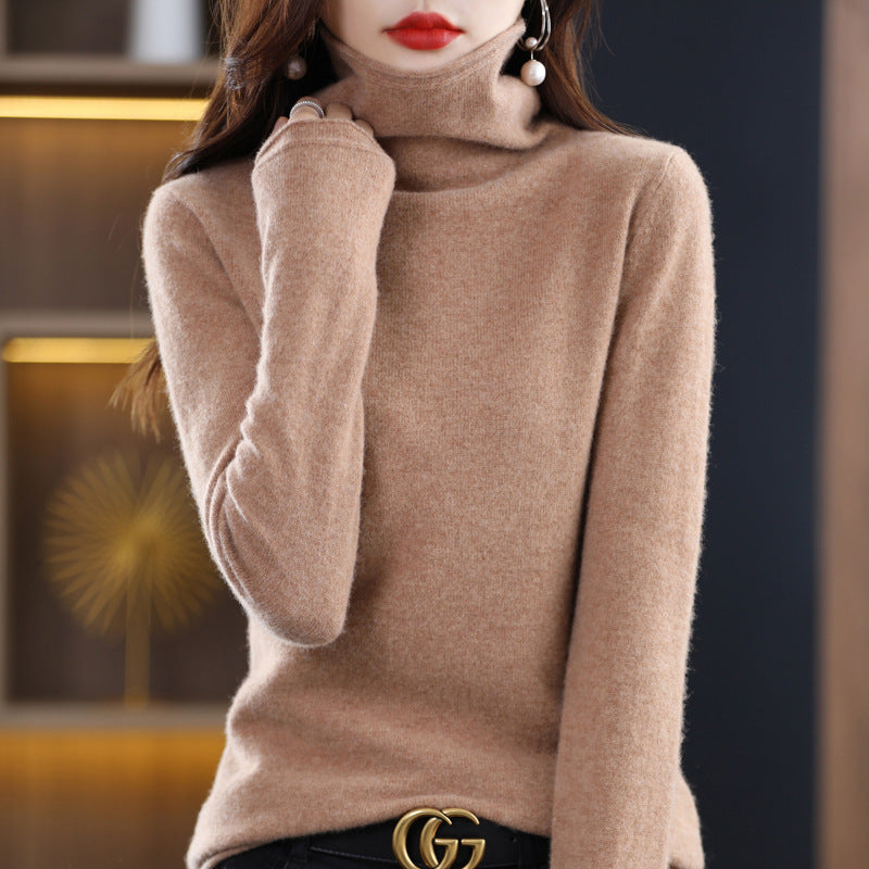Ivory wool-blend loose-fit sweater with chic stacked collar, Arctic Grace style by Sofia Amoretti