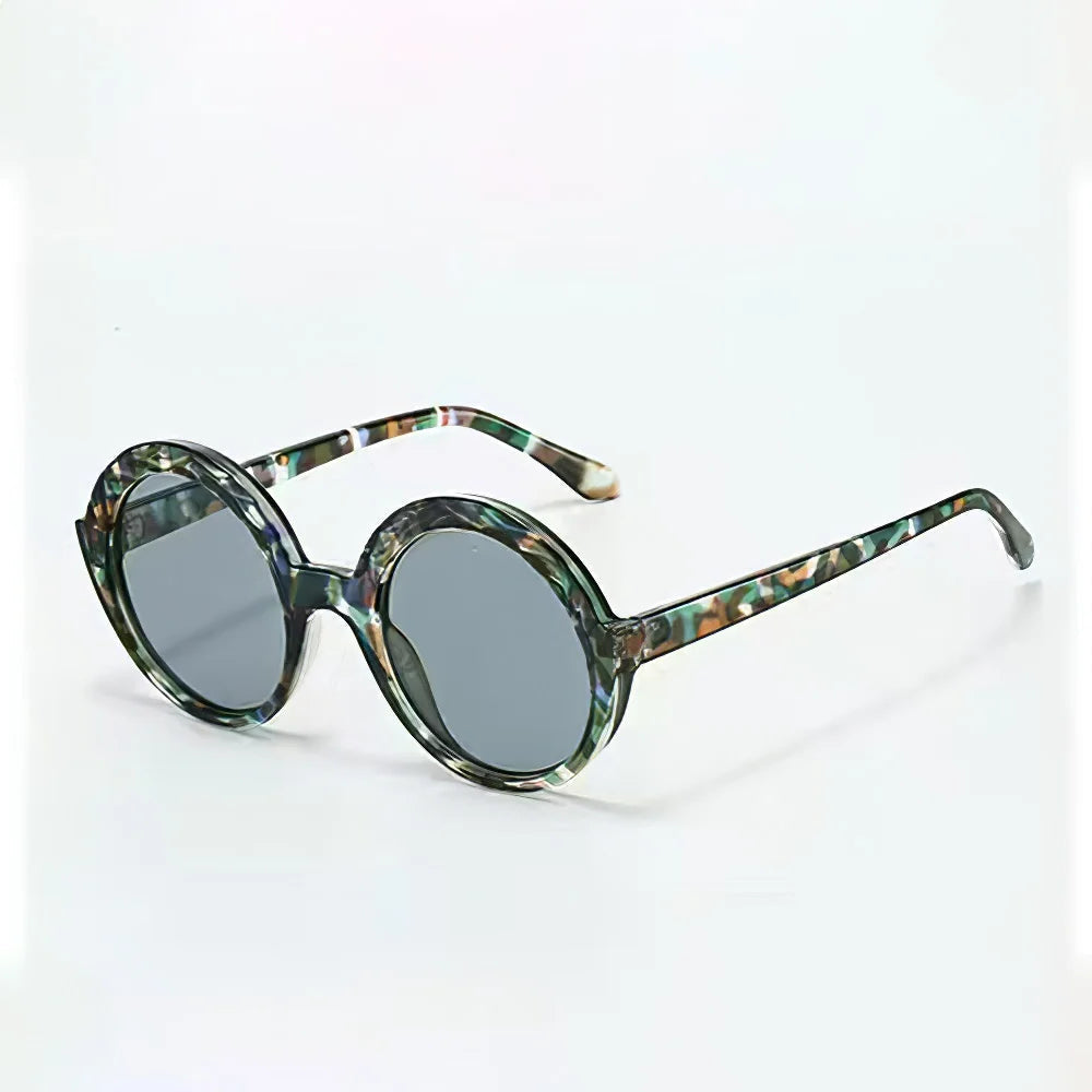 Retro round acetate sunglasses with gradient UV400 lenses and sculpted frame for a bold 70s look