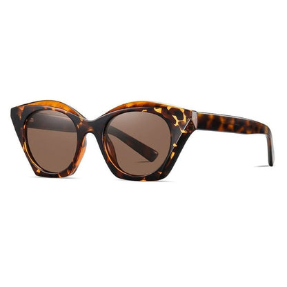 Stella Glamour cat-eye sunglasses with gradient lenses, modern silhouette for chic daily wear