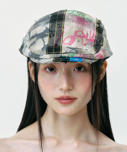 Chapeau breton streetwear à carreaux déchirés et graffitis - Wavlynn