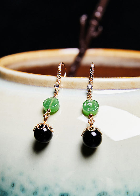 Style Boucles d'oreilles pendantes en jade avec pampilles en agate noire - Wavlynn