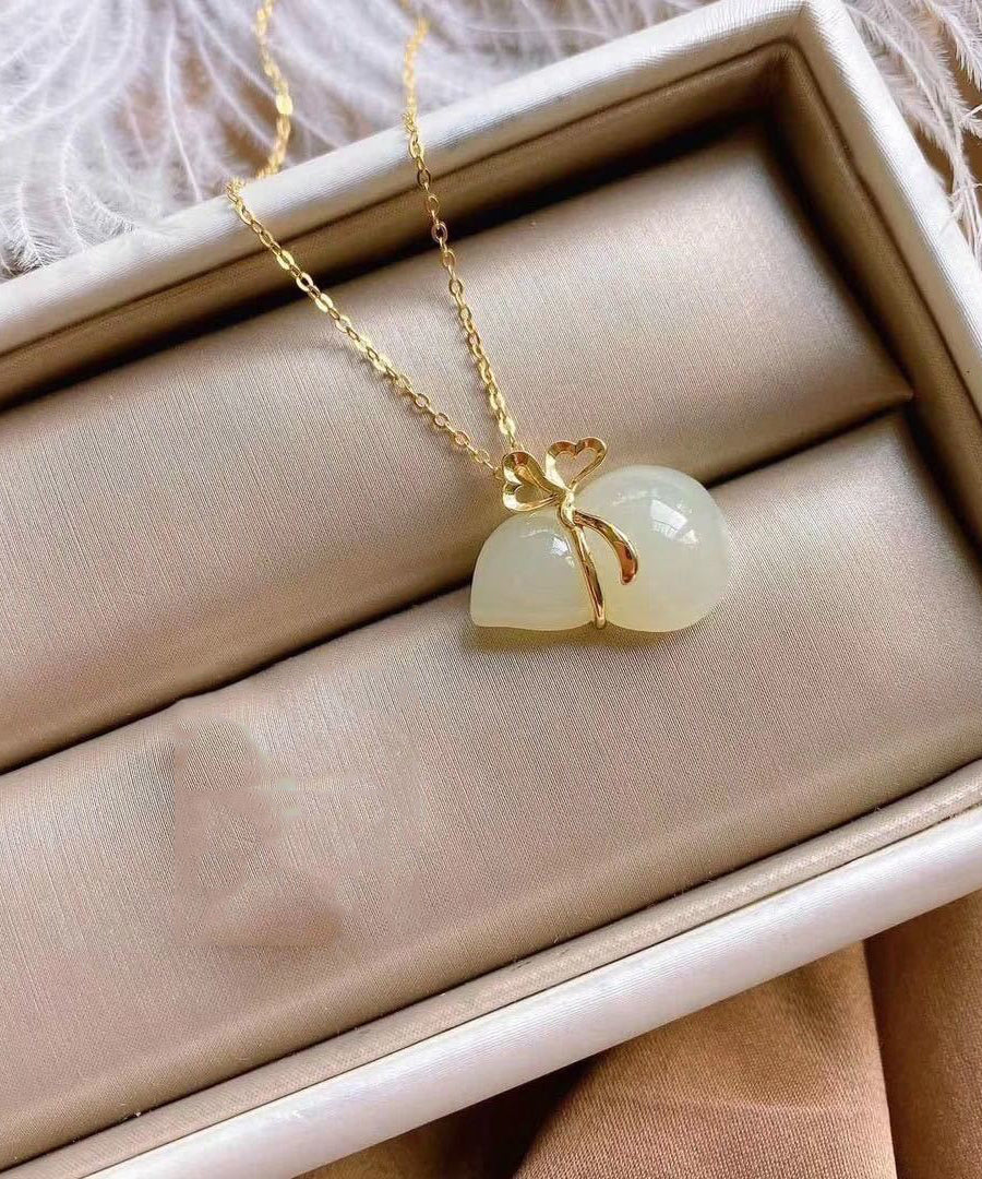 Collier élégant avec pendentif en forme de gourde en jade surdoré en argent sterling - Wavlynn
