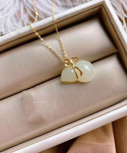 Collier élégant avec pendentif en forme de gourde en jade surdoré en argent sterling - Wavlynn