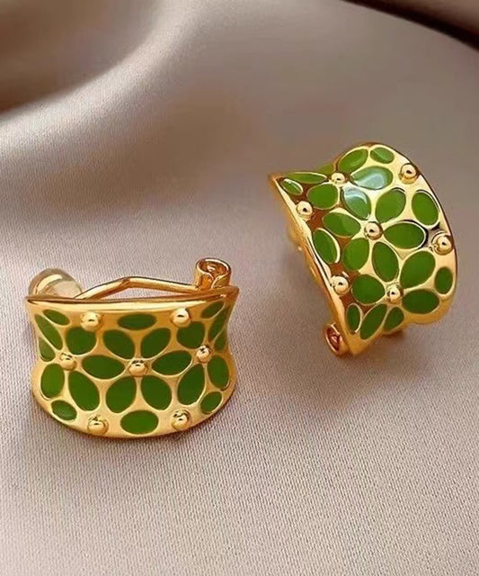 Boucles d'oreilles créoles florales élégantes en cuivre vert en forme de C - Wavlynn