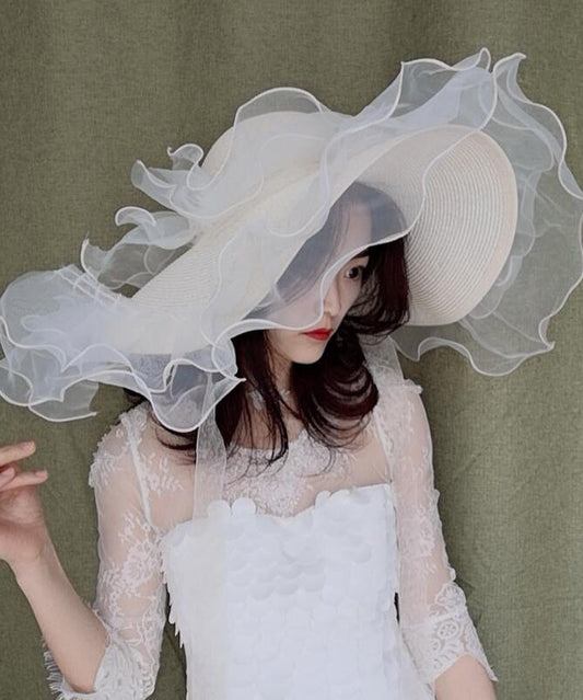 Chapeau de soleil élégant en organza blanc à volants et paille tissée - Wavlynn