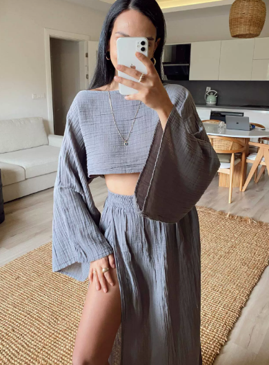 Ivory gauze two-piece set cropped wide-sleeve top and high-slit maxi skirt lightweight breathable