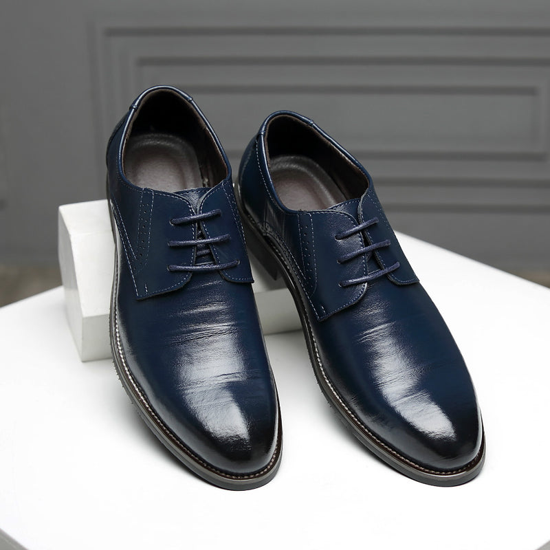 Theodore Willow men's Oxford leather dress shoes in classic tan with rubber outsole grip