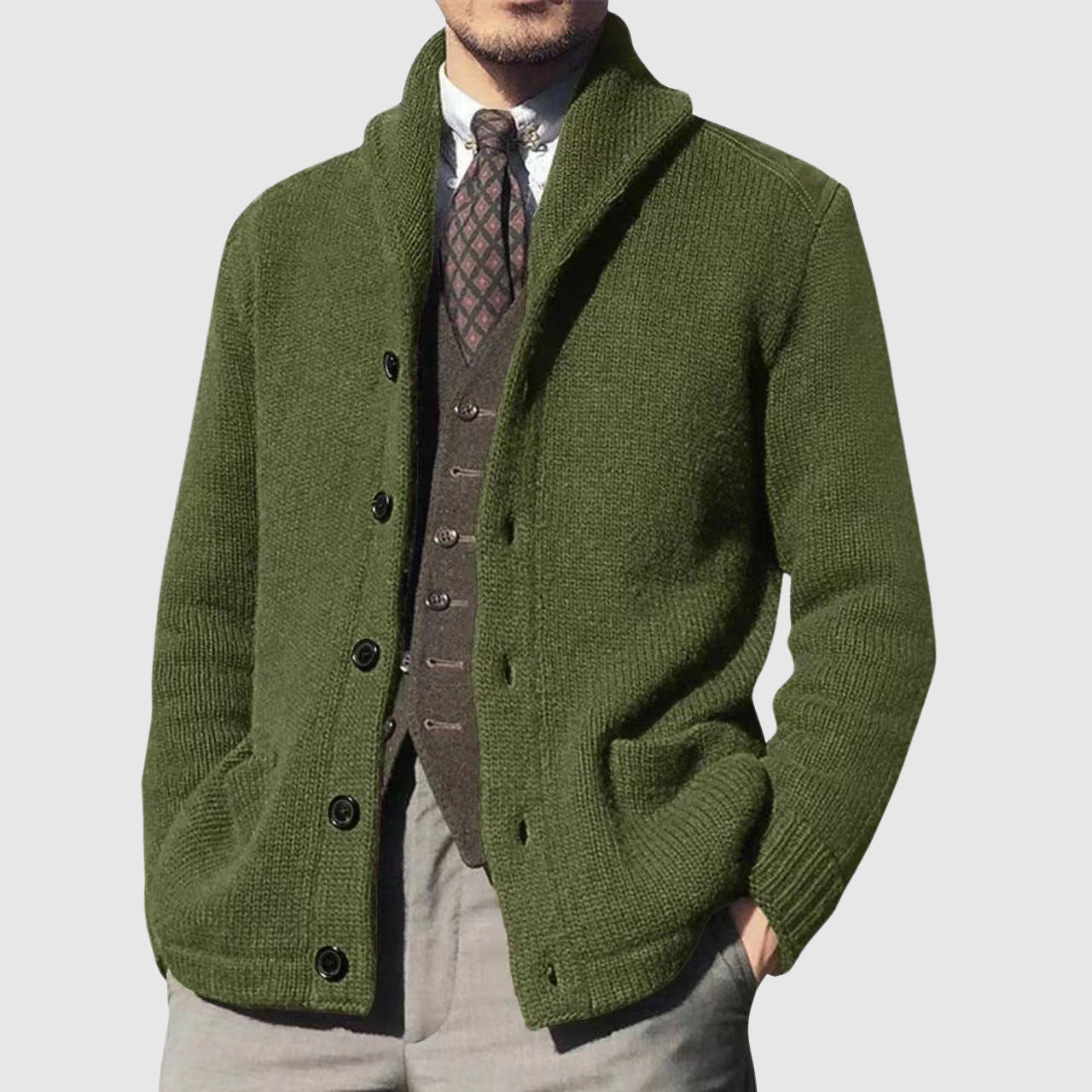 Vintage knit cardigan relaxed fit refined lapel collar color-matching modern twist timeless elegance