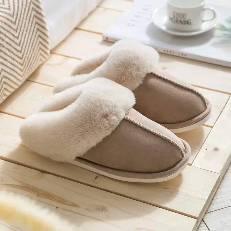 Plush velvet thick-sole slippers unisex cozy winter indoor shoes with non-slip grip