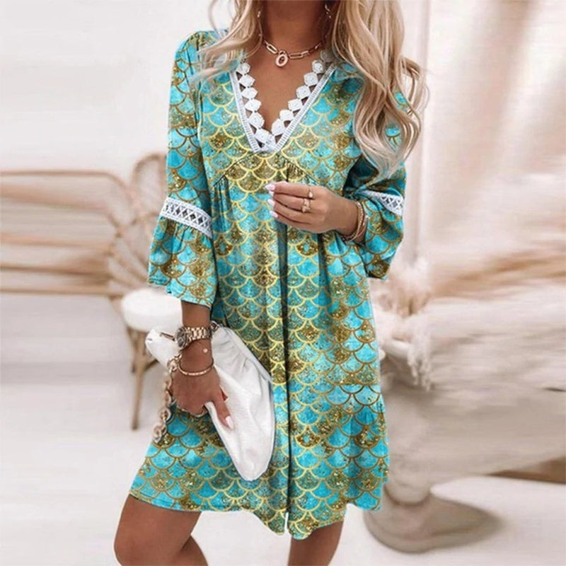 Women's boho loose fit printed mini dress in vibrant pattern, flowy silhouette for evening
