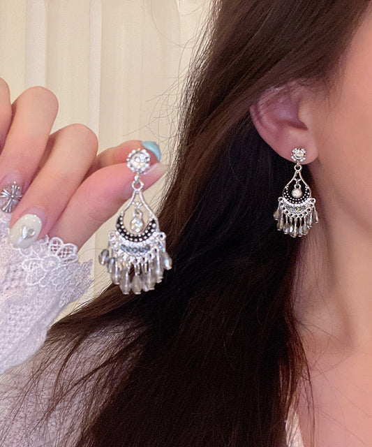 Boucles d'oreilles pendantes vintage en alliage de soie et cristal de zircon avec pompon et carillon éolien - Wavlynn