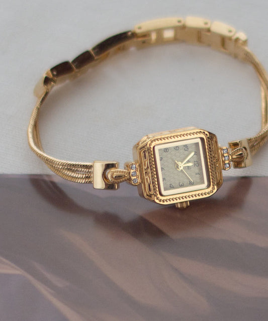 Montres carrées Vogue en acier inoxydable doré avec chaîne en zircon - Wavlynn