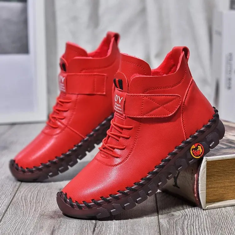 Women's waterproof lace-up winter boots warm stylish comfort modern silhouette urban style