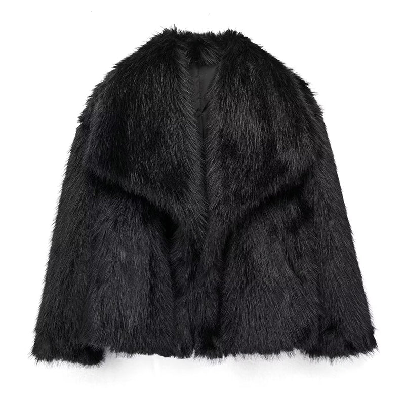 Women's short faux fur coat with oversized collar, luxurious texture, relaxed silhouette