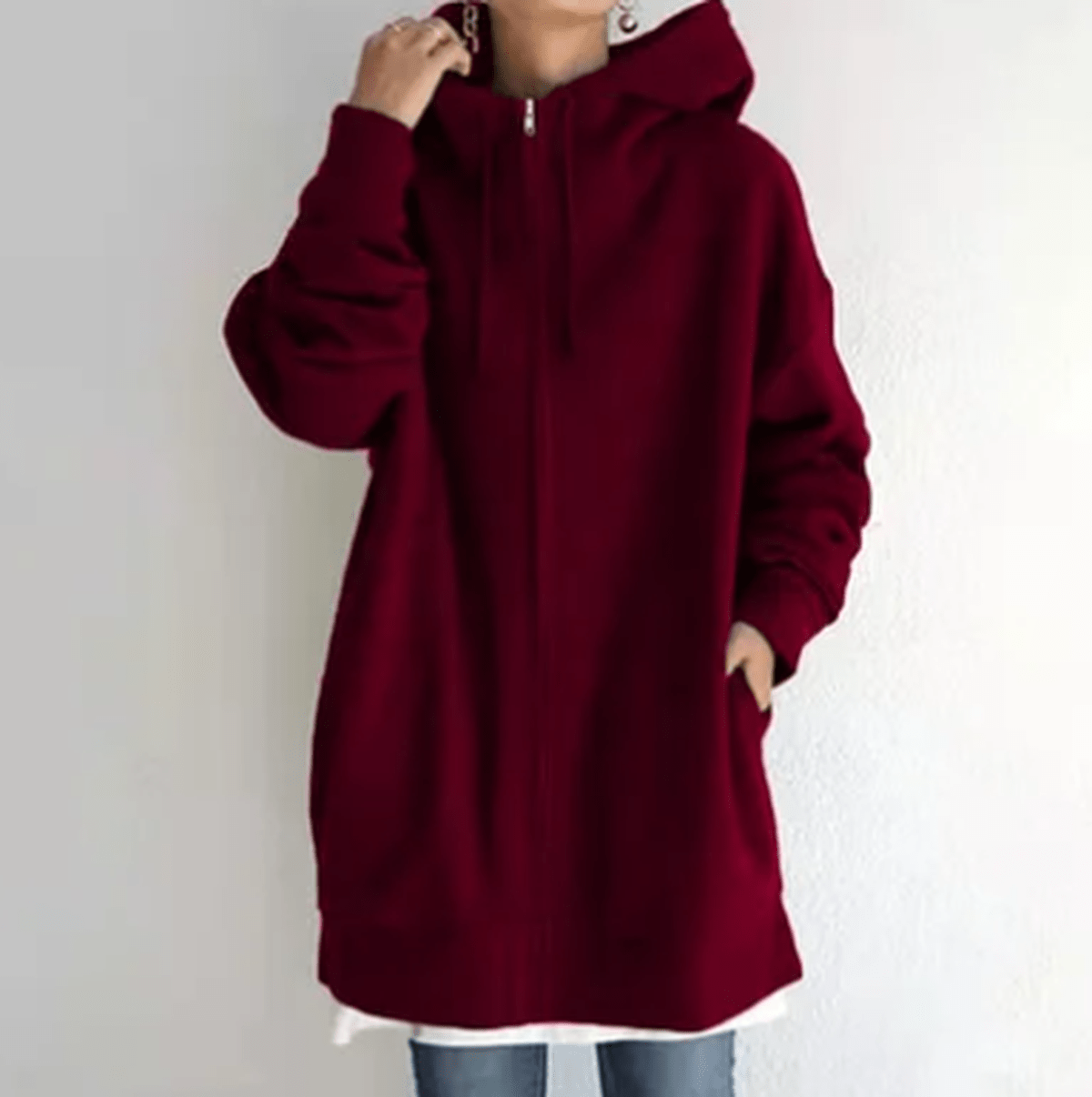 Women's relaxed fit full zip hoodie in cozy minimalist style with kangaroo pocket for casual winter wear