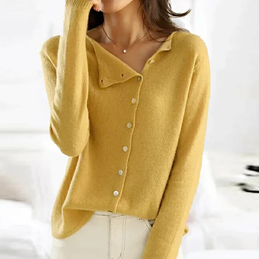 Women's relaxed fit winter cardigan in cozy knit with classic button-front closure for everyday elegance