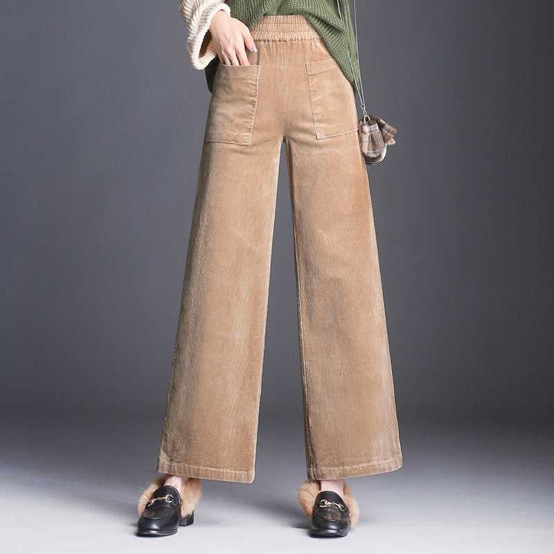 Charlotte high-waist flared corduroy pants with large patch pockets in retro vintage style