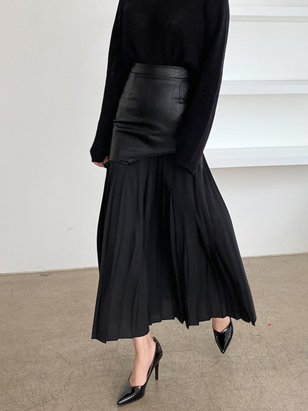 Black asymmetric patchwork midi skirt faux leather and chiffon pleated two-texture silhouette