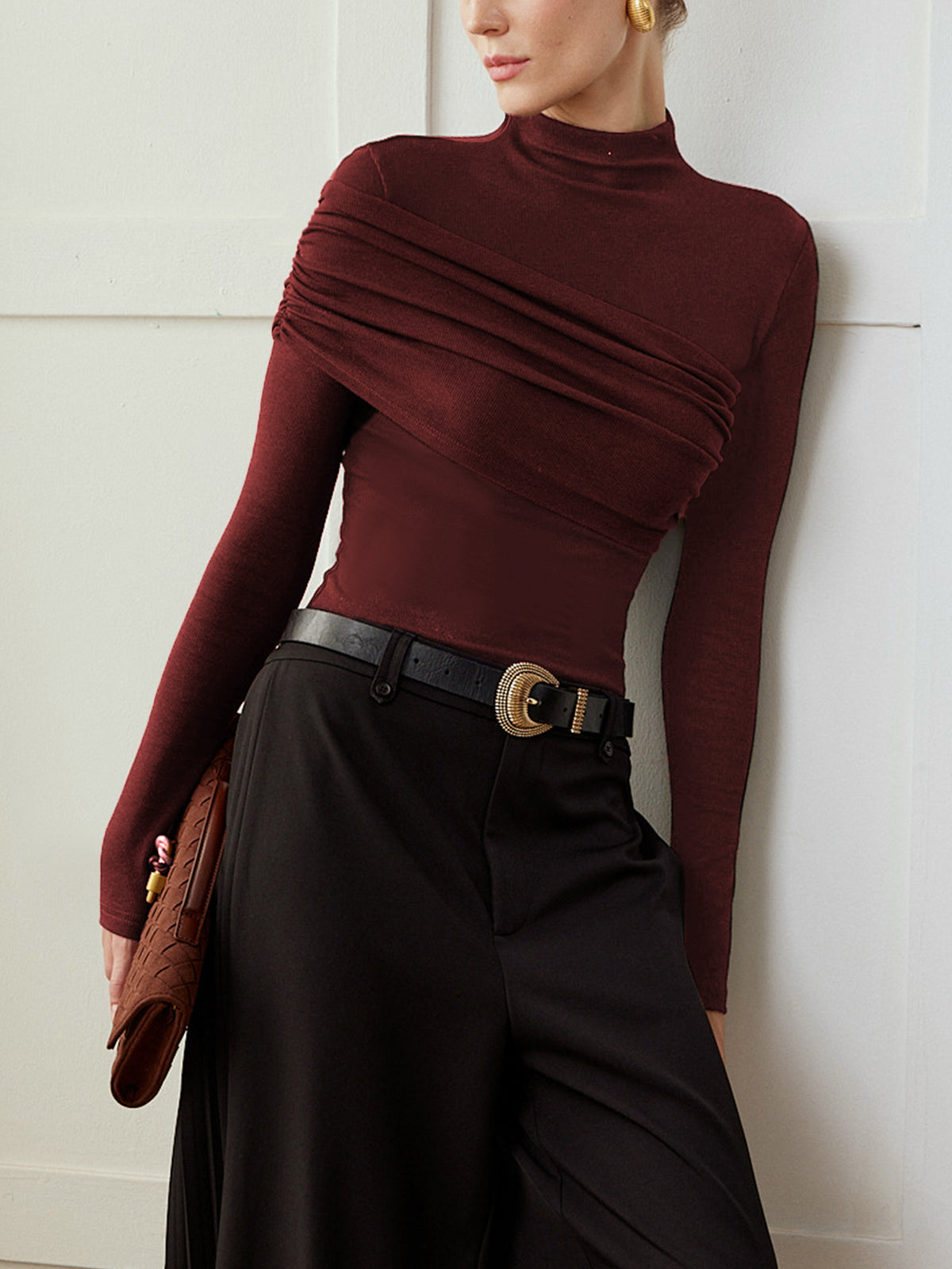 Color block pleated jersey slim top with stand collar, long sleeves, high-stretch casual elegant fit