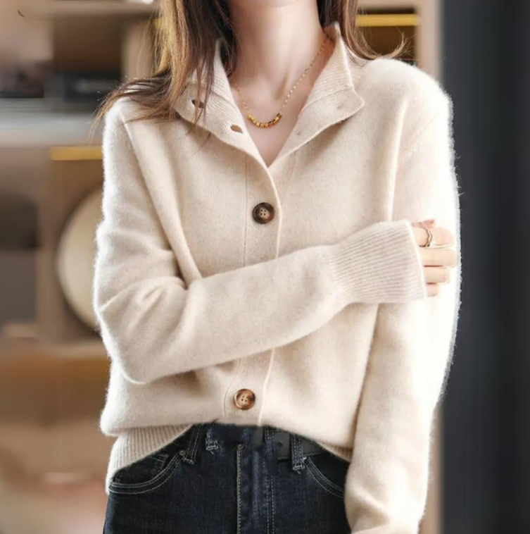 Véronique™ elegant cardigan refined silhouette versatile layering style premium craftsmanship