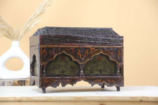 Kuchaf Vintage Wood Chest - Wavlynn