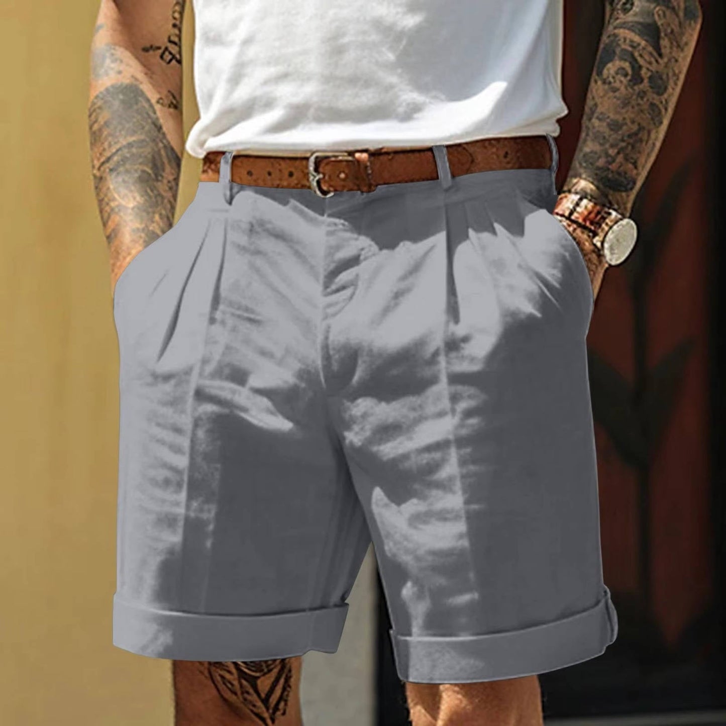 Men's white pleated cotton-linen shorts with cuffed hem, classic fit for everyday warm-weather comfort