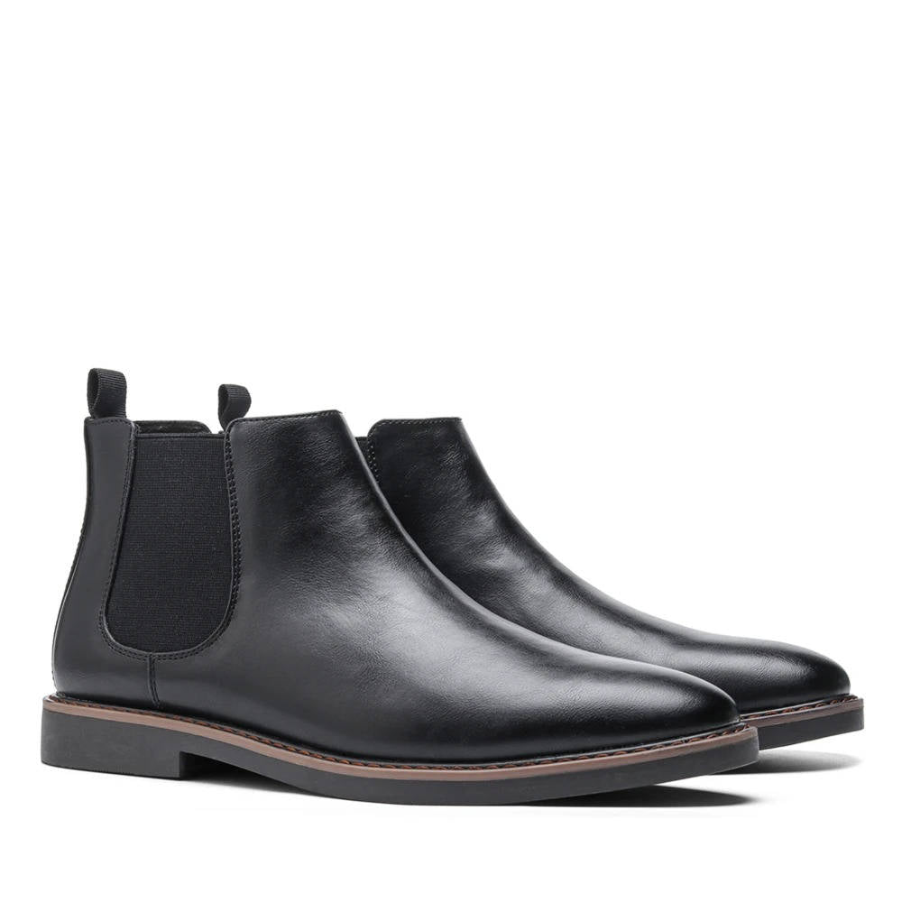 Men's brown leather Chelsea boots with contrast stitch detailing, classic silhouette for all-day comfort
