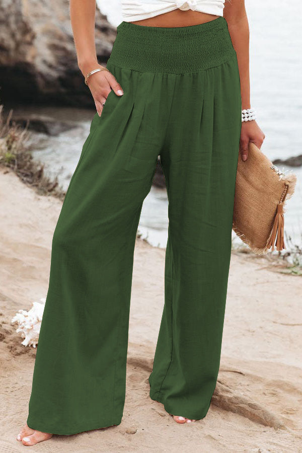 Women's wide-leg vacation trousers in a breezy flowing silhouette with comfortable high-waist elastic band