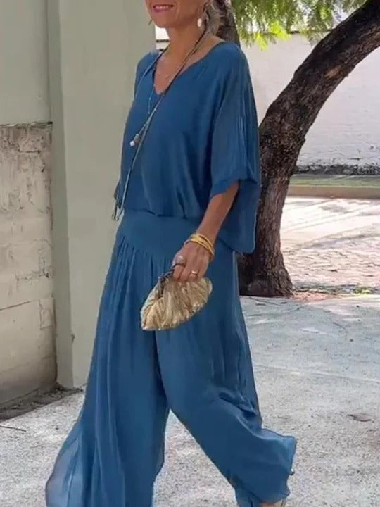 Women's elegant two-piece wide-leg chiffon pants set with fluid drape and refined silhouette